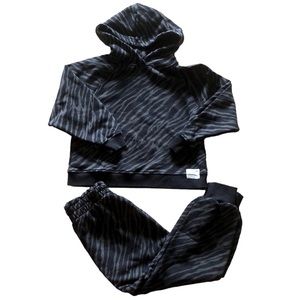 Zara girls sweat set hoodie pants animal print size 8